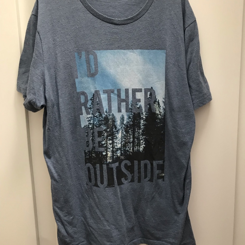 Graphic tee
